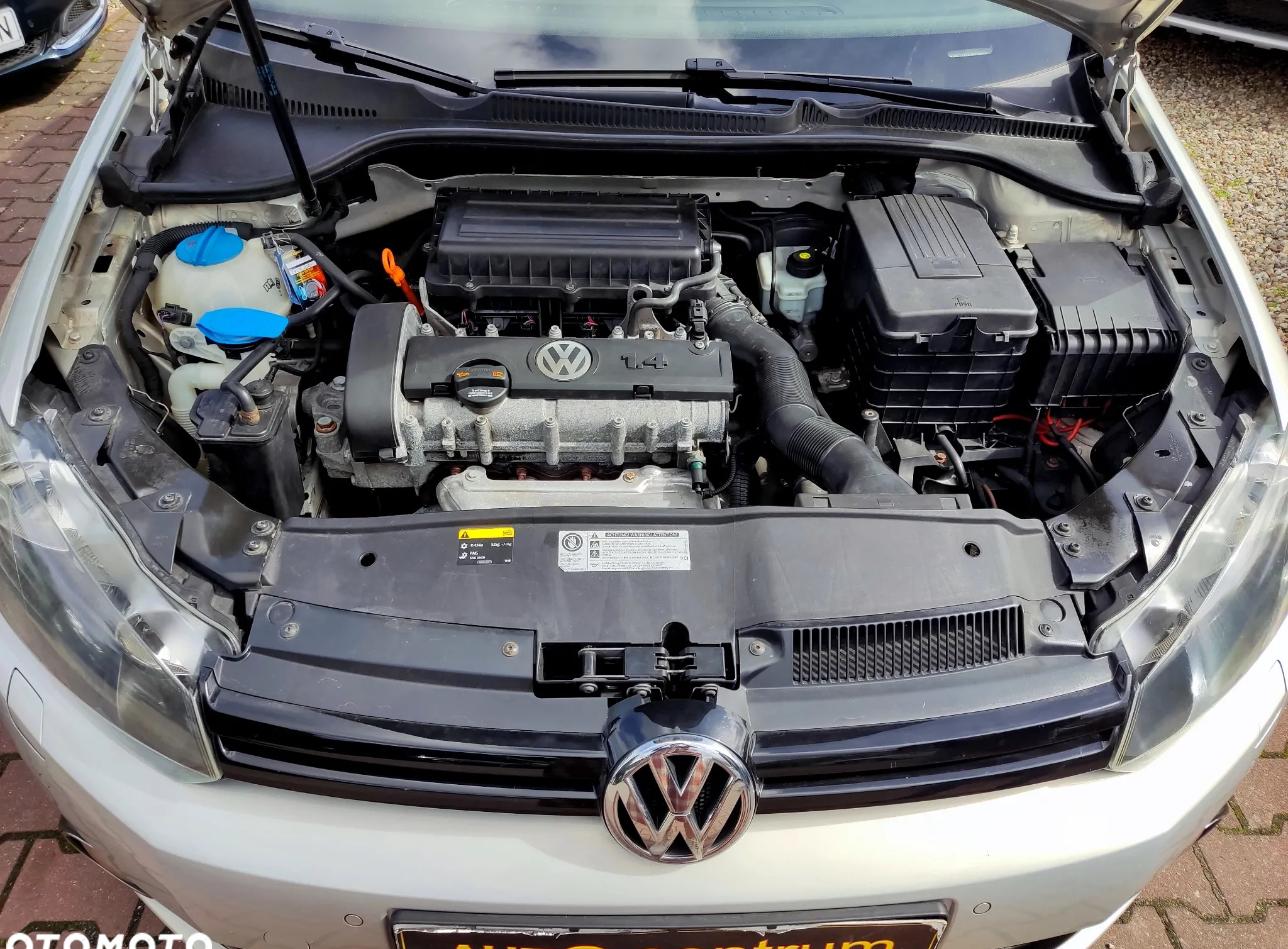Volkswagen Golf cena 23900 przebieg: 208000, rok produkcji 2010 z Gryfino małe 29